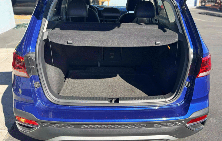 
								2023 Volkswagen Taos SE full									