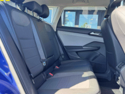 
										2023 Volkswagen Taos SE full									