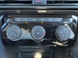 
										2023 Volkswagen Taos SE full									