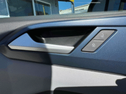 
										2023 Volkswagen Taos SE full									