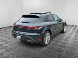 
										2023 Porsche Macan full									
