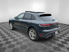 2023 Porsche Macan
