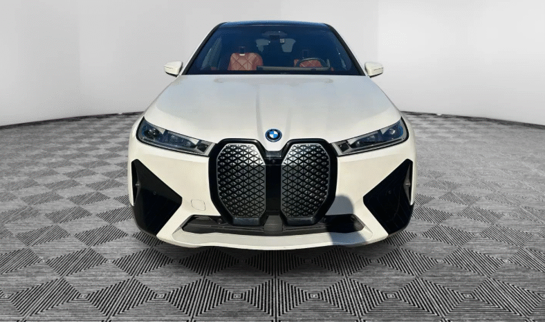 
								2022 BMW iX full									
