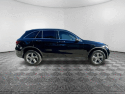 
										2022 Mercedes-Benz GLC full									
