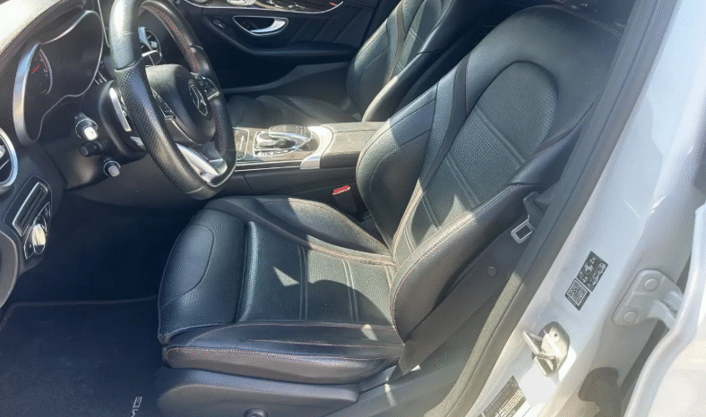 
								2018 Mercedes-AMG C-Class full									