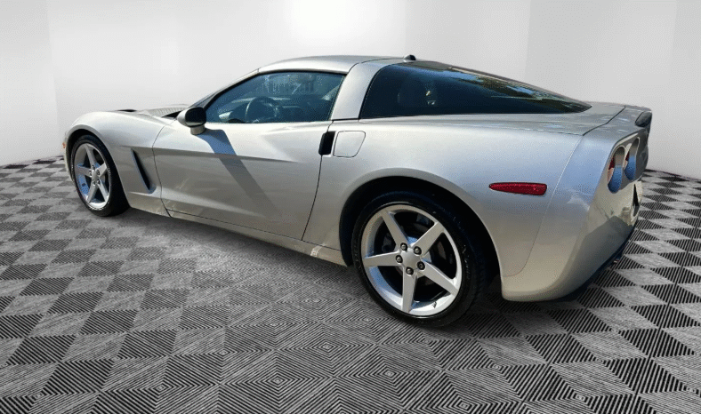 
								2005 Chevrolet Corvette full									