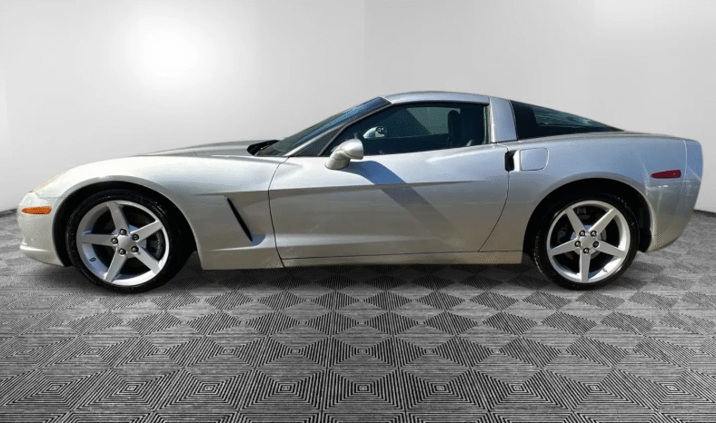 
								2005 Chevrolet Corvette full									