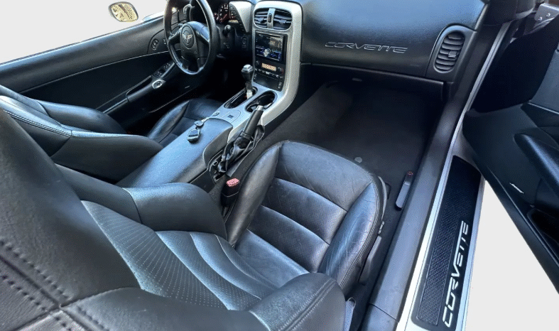 
								2005 Chevrolet Corvette full									