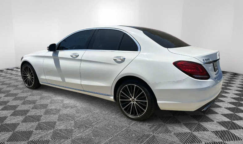 
								2020 Mercedes-Benz C 300 full									