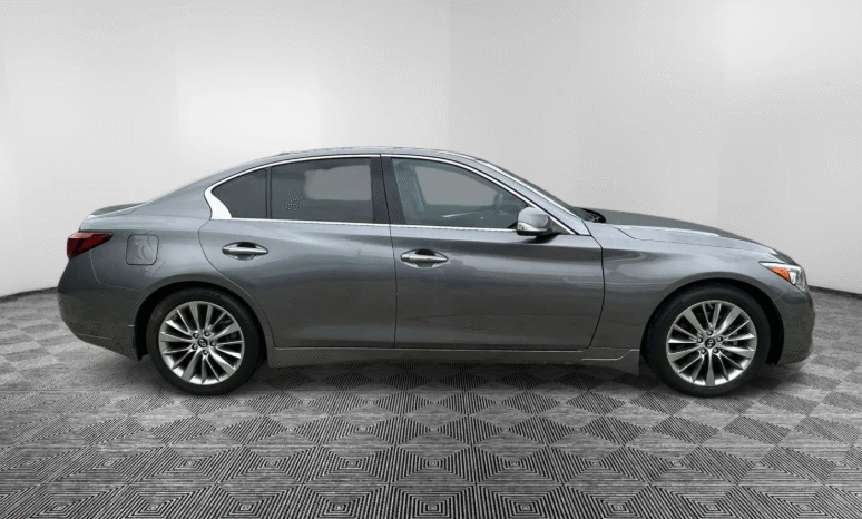 
								2019 Infiniti Q50 full									