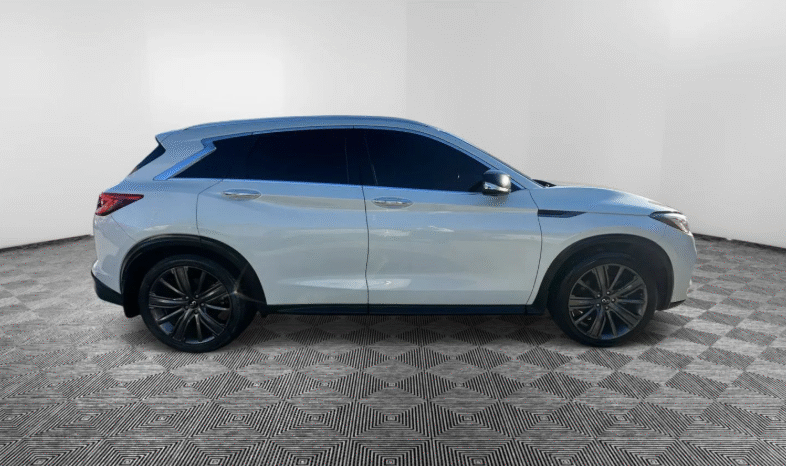 
								2020 Infiniti QX50 full									