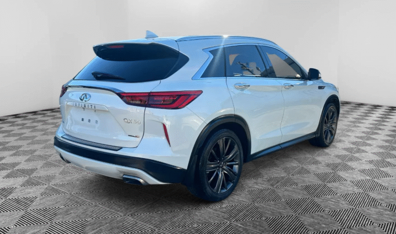 
								2020 Infiniti QX50 full									
