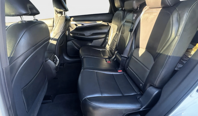 
								2020 Infiniti QX50 full									