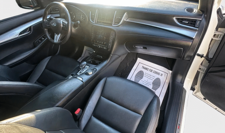 
								2020 Infiniti QX50 full									