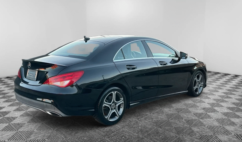 
								2018 Mercedes-Benz CLA 250 full									