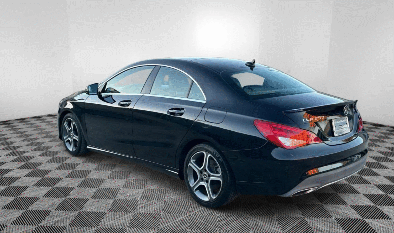 
								2018 Mercedes-Benz CLA 250 full									