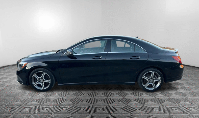 
								2018 Mercedes-Benz CLA 250 full									