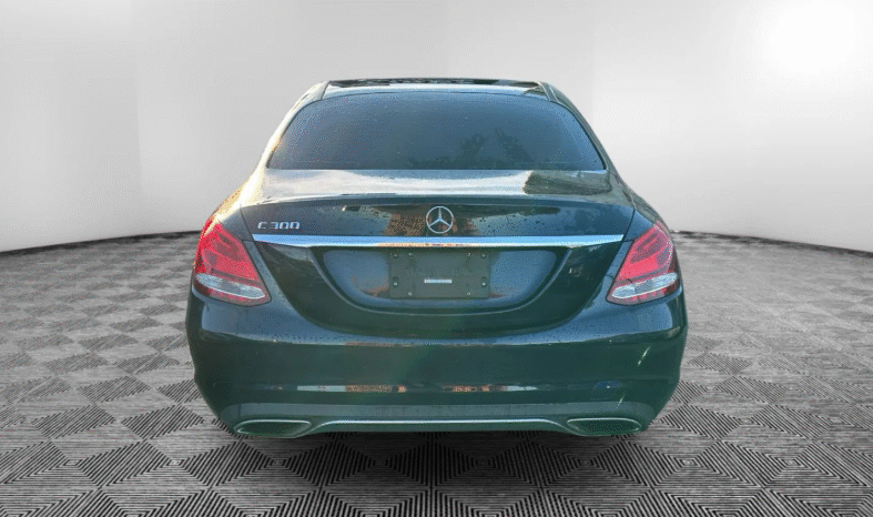 
								2016 Mercedes-Benz C 300 full									