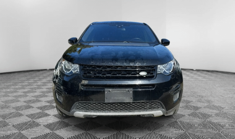 
								2018 Land Rover Discovery Sport SE full									