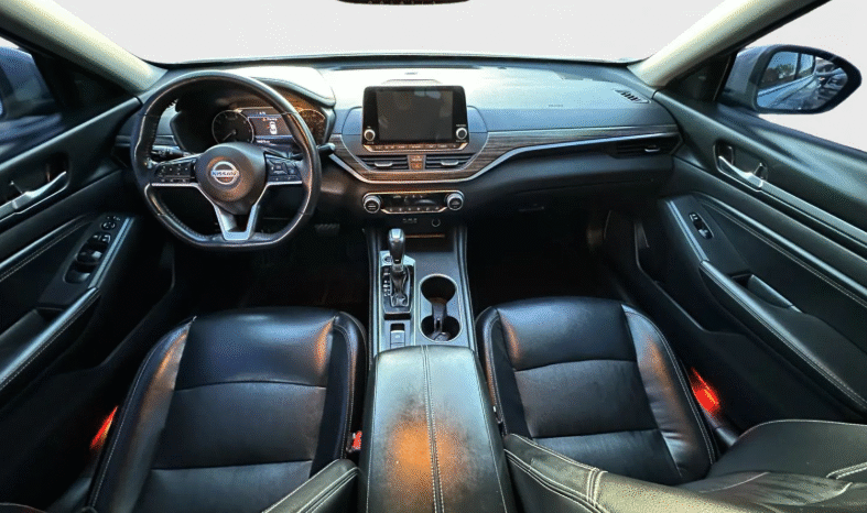 
								2019 Nissan Altima full									