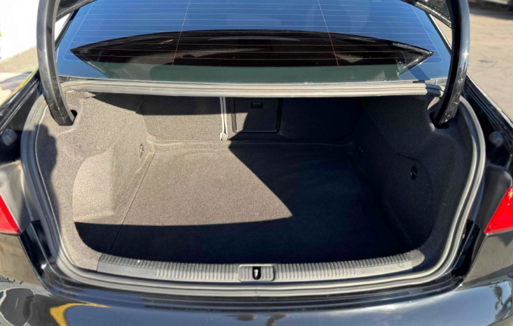 
								2015 Audi A3 1.8T Premium full									