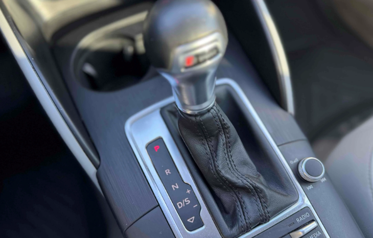 
								2015 Audi A3 1.8T Premium full									