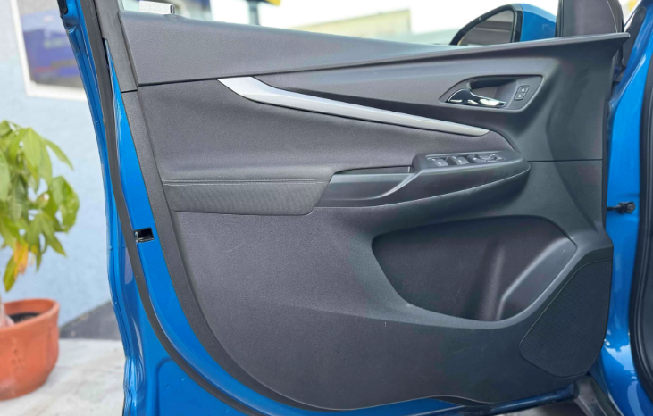 
								2022 Chevrolet Bolt EUV LT full									