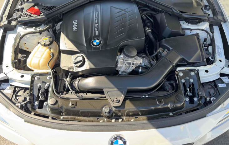 
								2015 BMW 4 Series full									