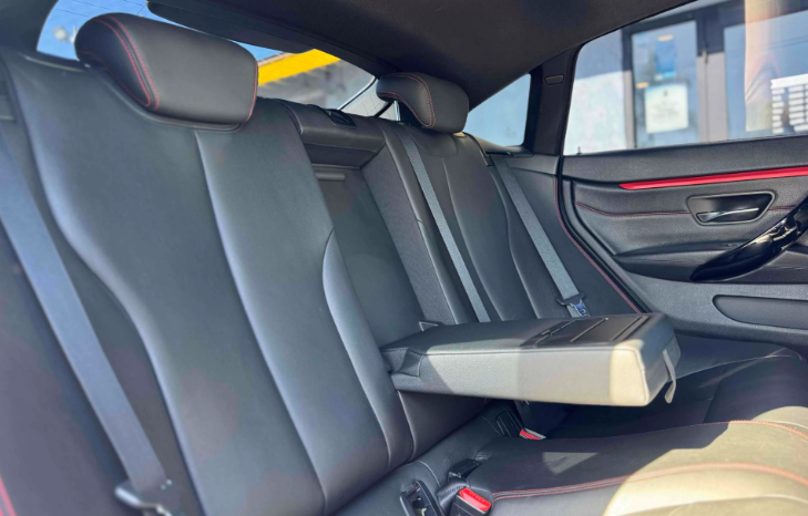 
								2015 BMW 4 Series full									