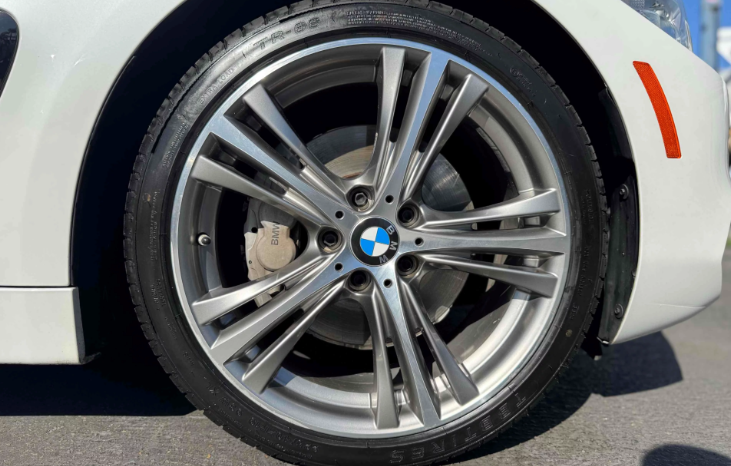 
								2015 BMW 4 Series full									