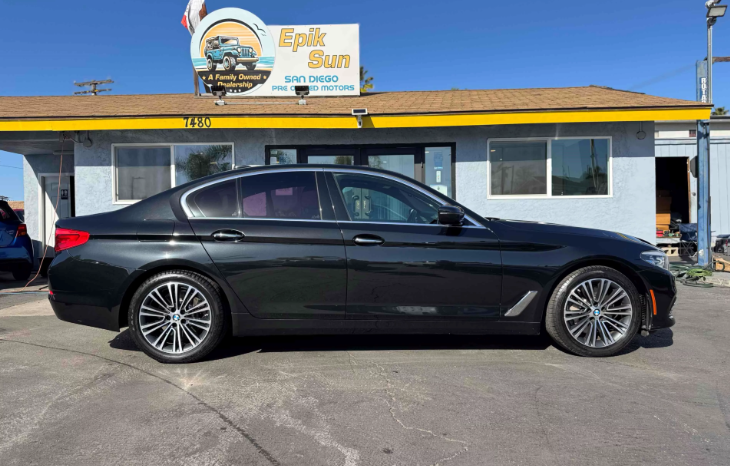 
								2018 BMW 5 Series full									
