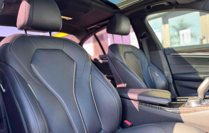 
								2018 BMW 5 Series full									