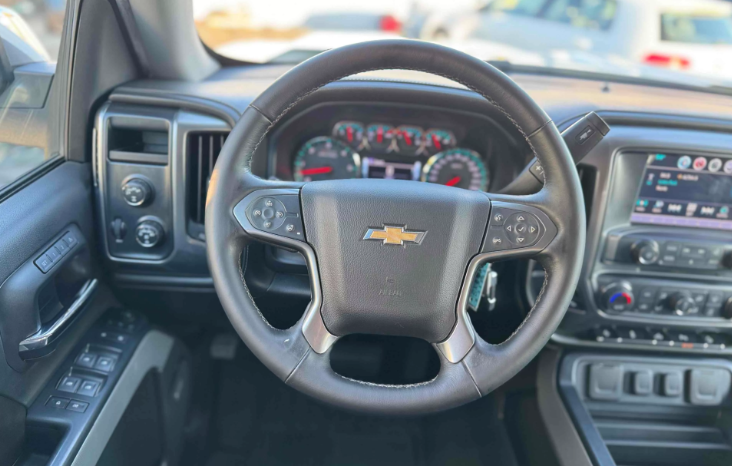 
								2017 Chevrolet Silverado 1500 LTZ full									