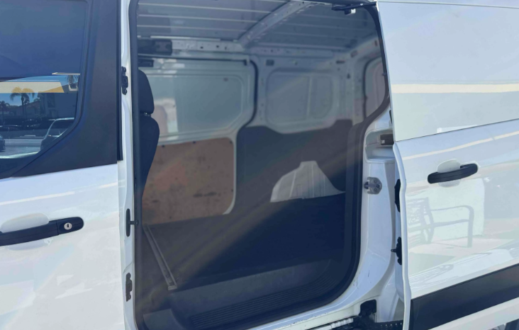 
								2019 Ford Transit Connect Van XL full									