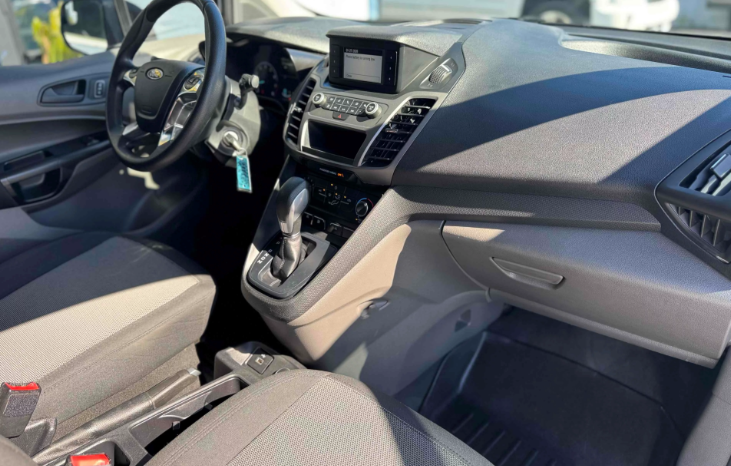 
								2019 Ford Transit Connect Van XL full									