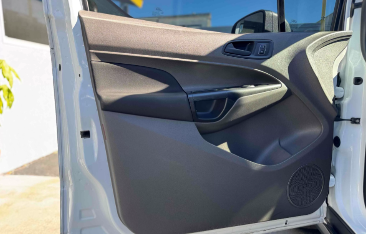 
								2019 Ford Transit Connect Van XL full									
