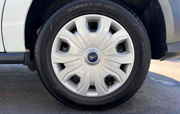 
								2019 Ford Transit Connect Van XL full									