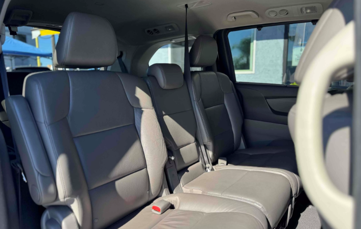 
								2011 Honda Odyssey EX-L full									