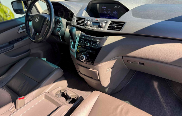 
								2011 Honda Odyssey EX-L full									