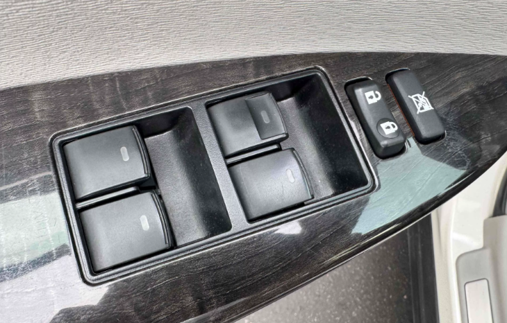 
								2015 Toyota Venza XLE full									