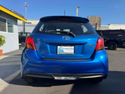 
										2017 Toyota Yaris LE full									