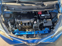 
										2017 Toyota Yaris LE full									