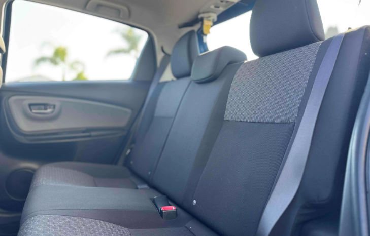 
								2017 Toyota Yaris LE full									