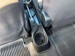 
										2017 Toyota Yaris LE full									