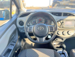 
										2017 Toyota Yaris LE full									