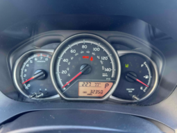 
										2017 Toyota Yaris LE full									