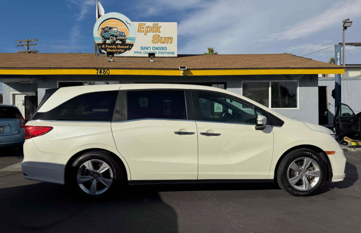 
								Honda Odyssey EX-L full									