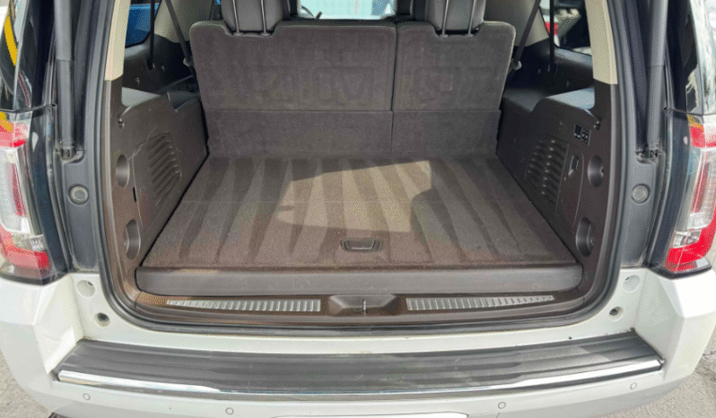 
								2017 GMC Yukon XL Denali full									