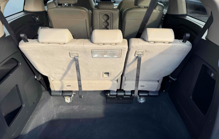 
								Honda Odyssey EX-L full									