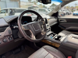 
										2017 GMC Yukon XL Denali full									